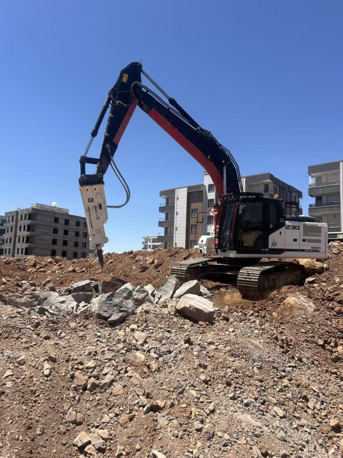 Martillo hidráulico BEILITE BLTB-140
